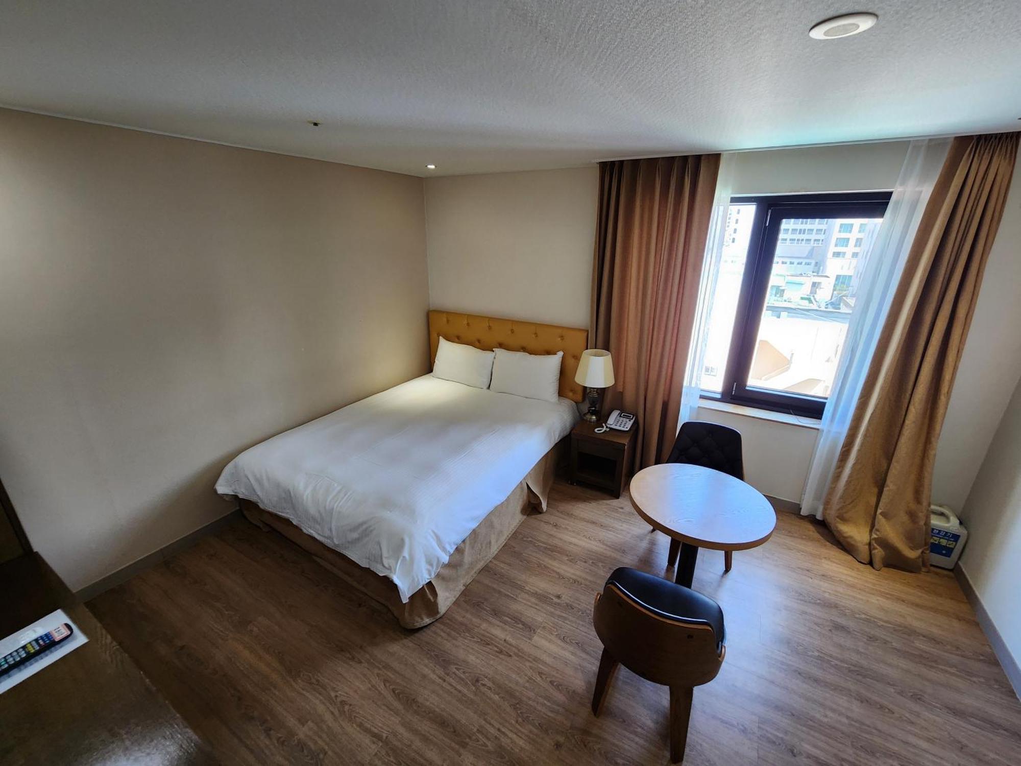 Hotel Haema Jeju Extérieur photo