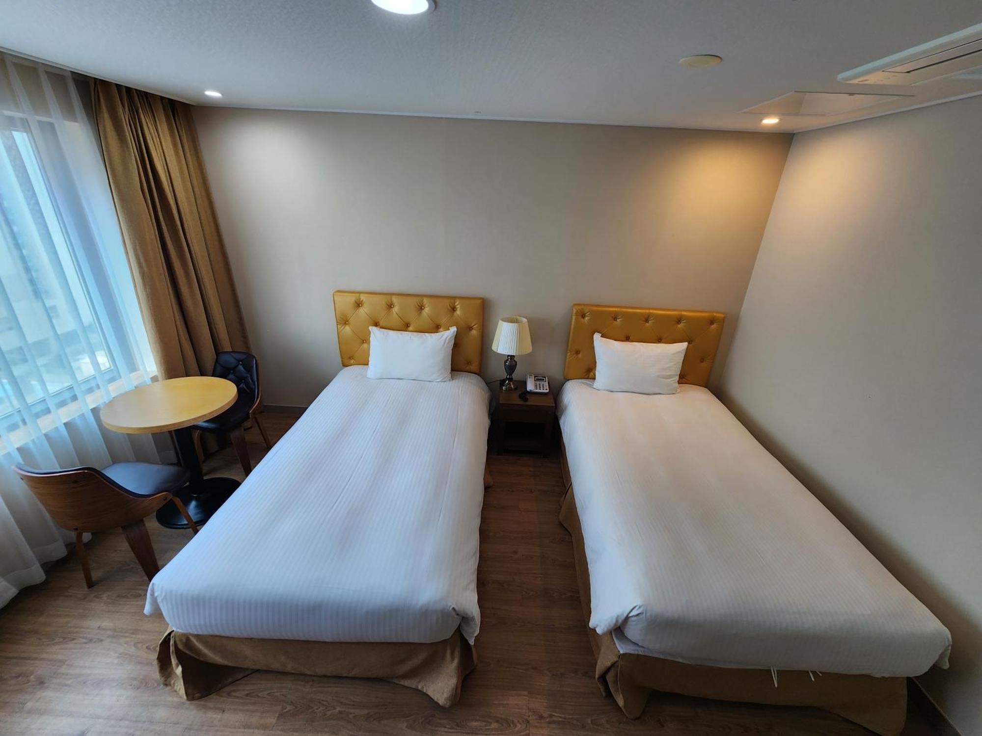 Hotel Haema Jeju Extérieur photo
