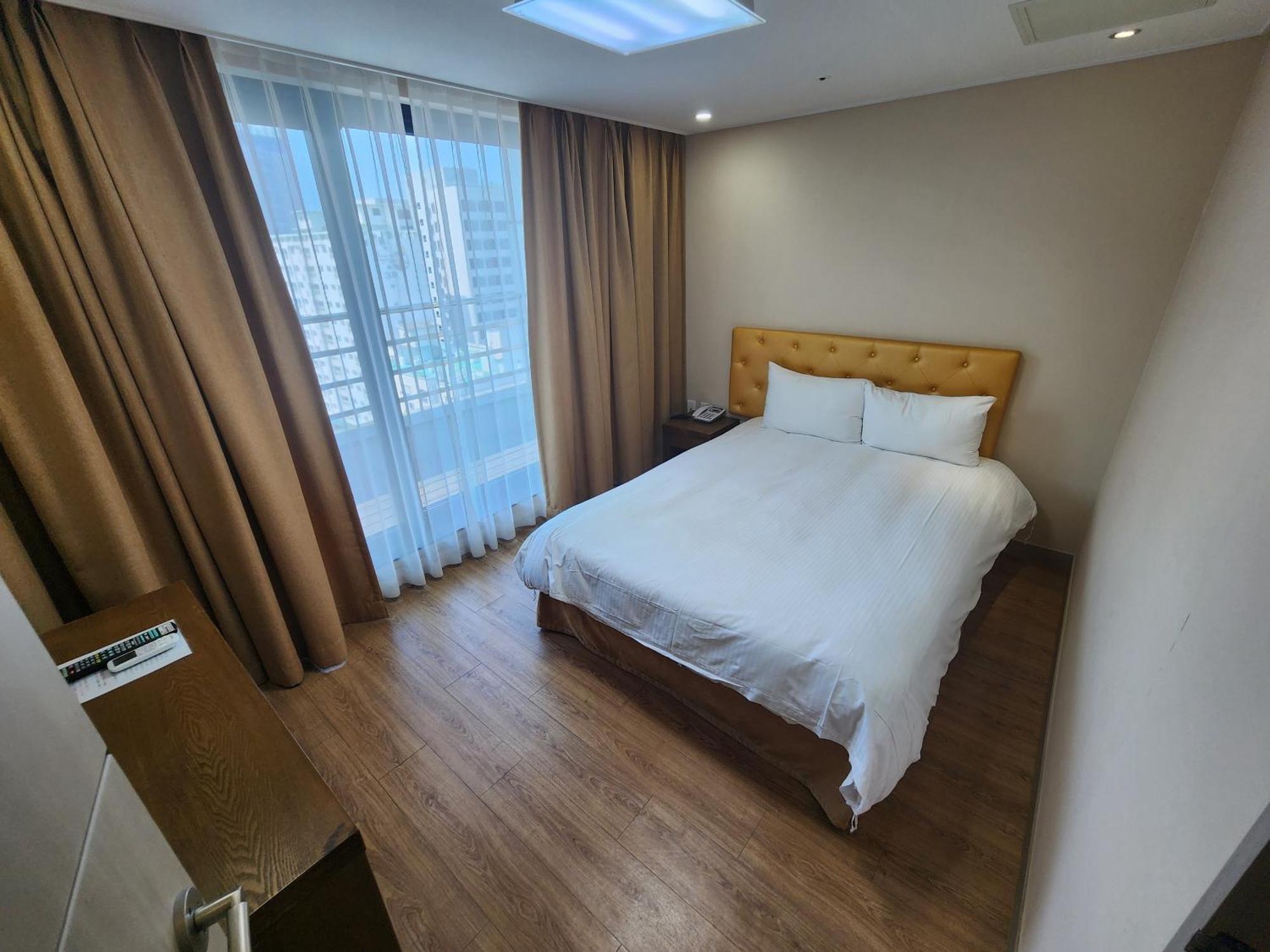 Hotel Haema Jeju Extérieur photo