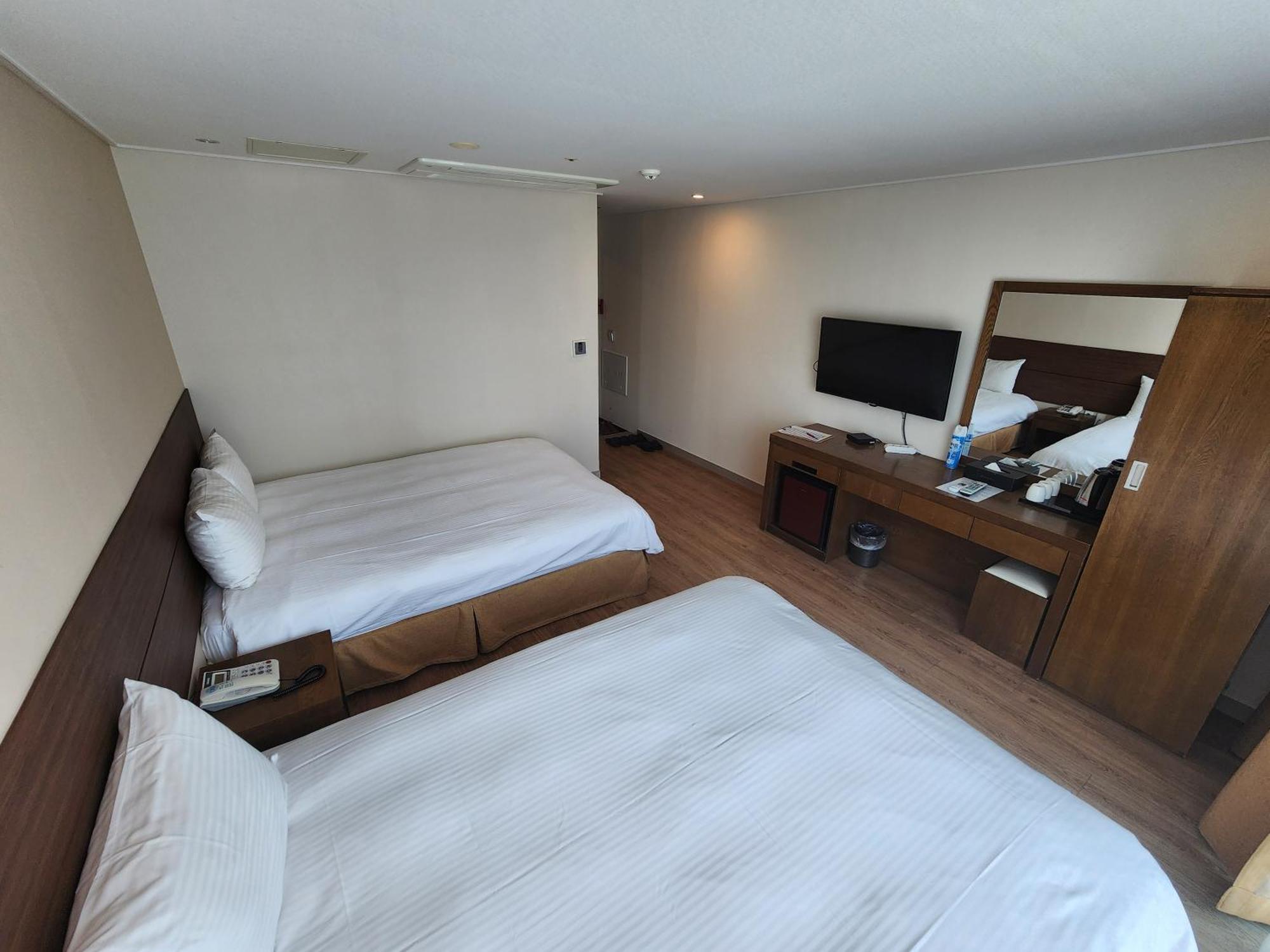 Hotel Haema Jeju Extérieur photo