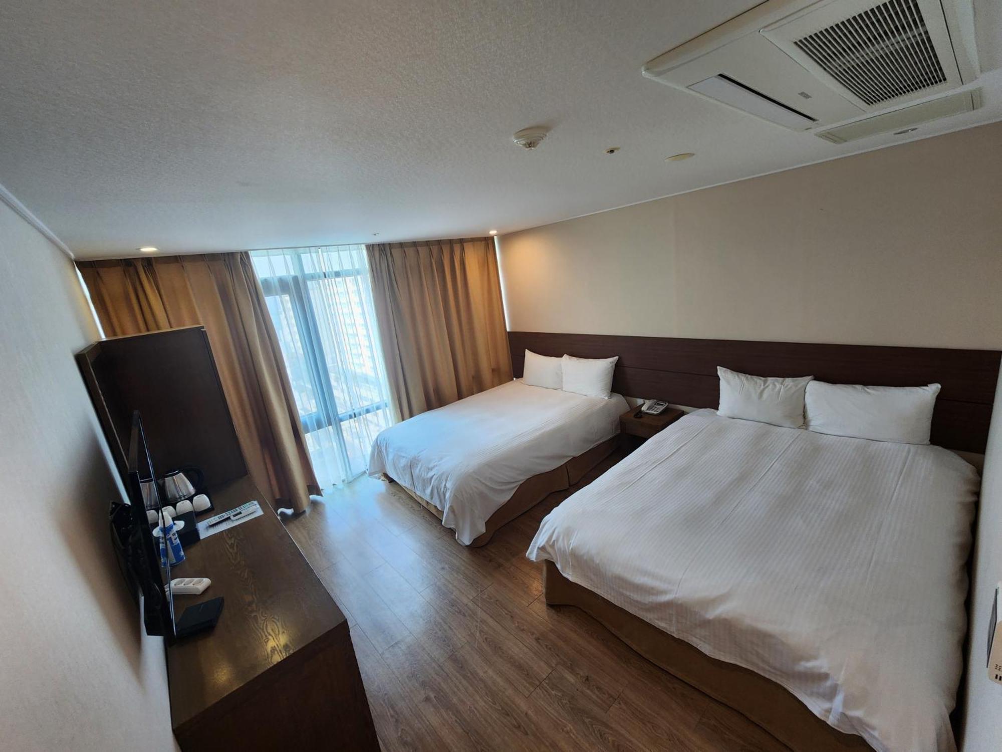 Hotel Haema Jeju Extérieur photo