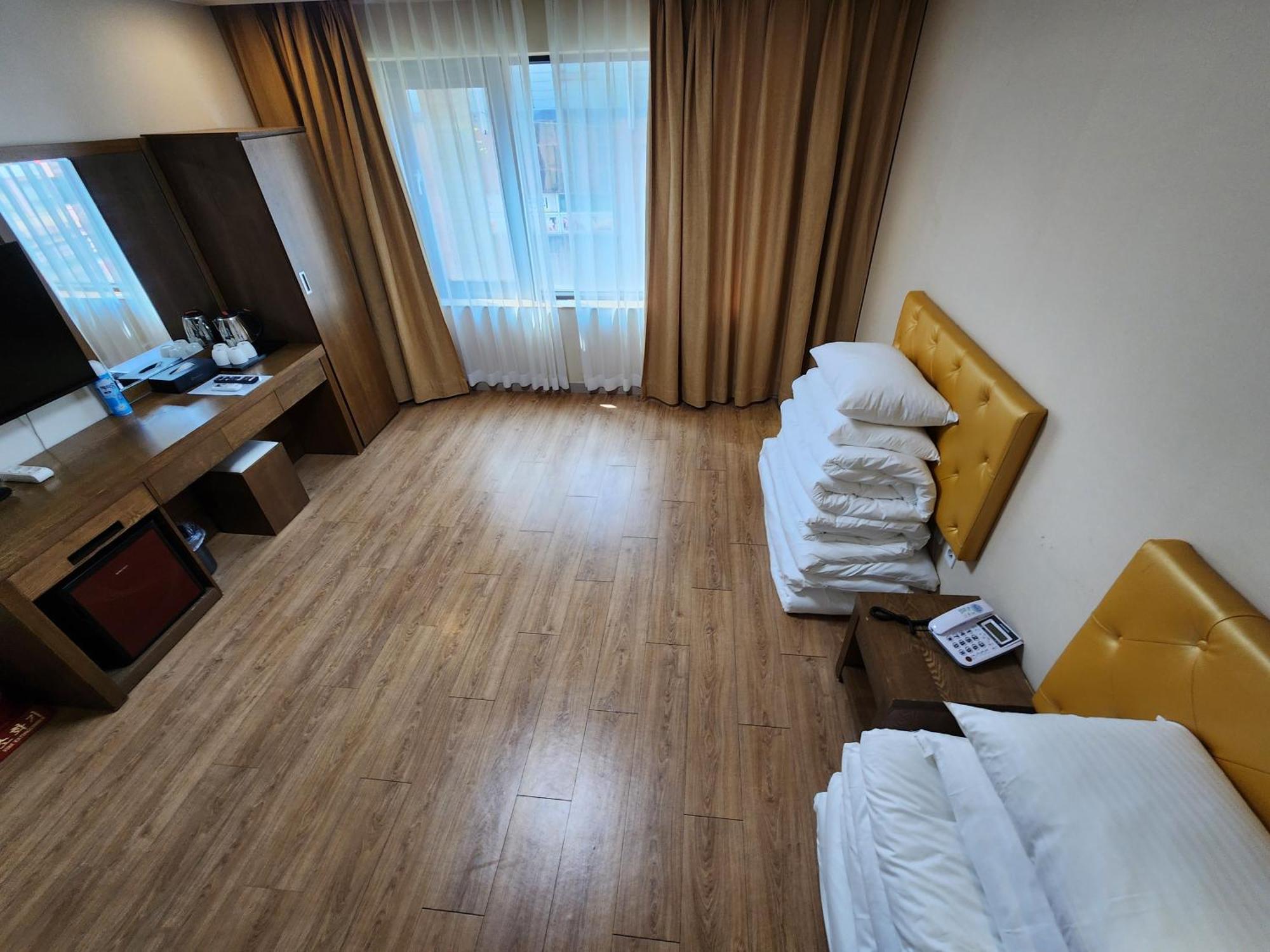 Hotel Haema Jeju Extérieur photo