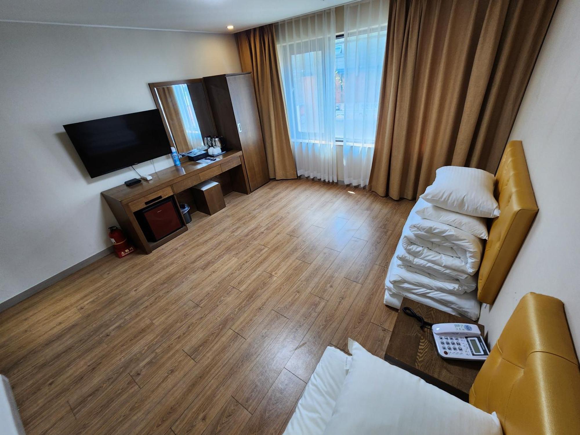 Hotel Haema Jeju Extérieur photo