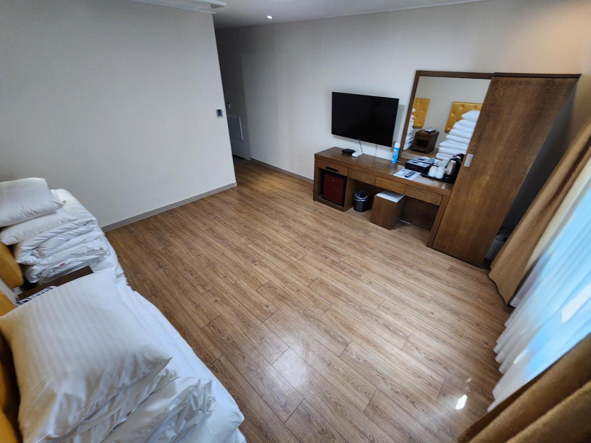 Hotel Haema Jeju Extérieur photo
